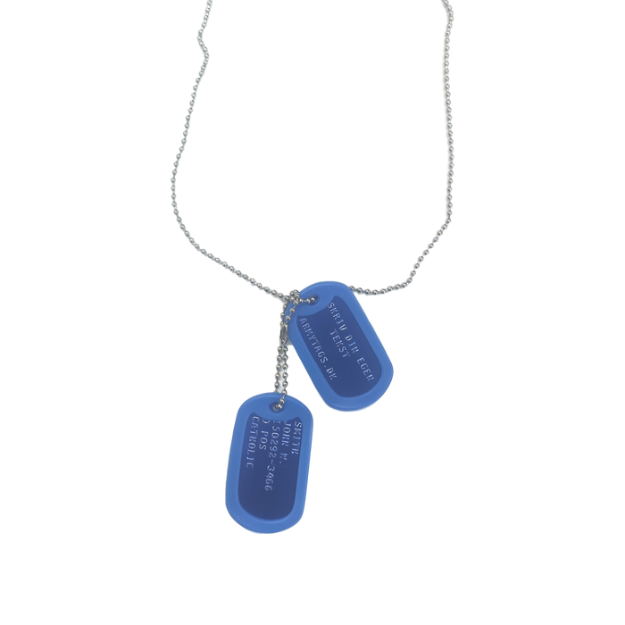 Mørkeblå Dogtags, Sett